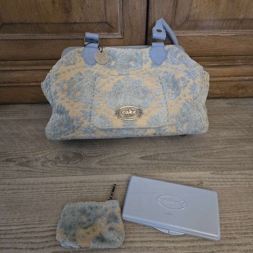 Cake by Petunia diaper bag